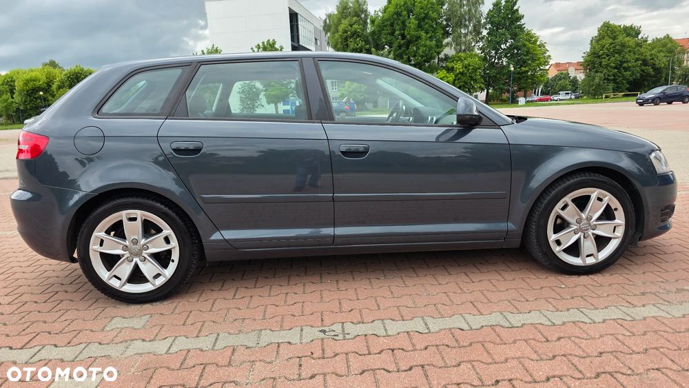 Audi A3 Sportback 1.6 TDI DPF Ambition - 28