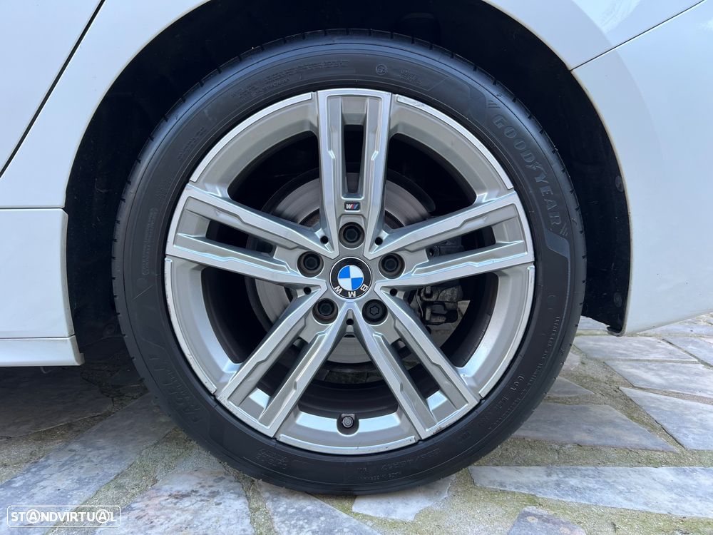 BMW 116 d Pack Desportivo M - 21