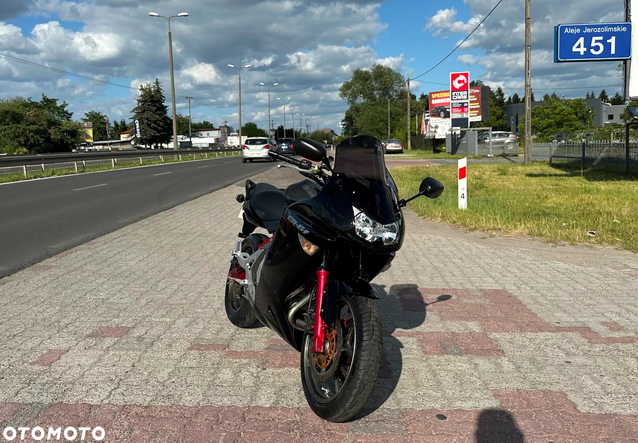 Kawasaki ER - 7