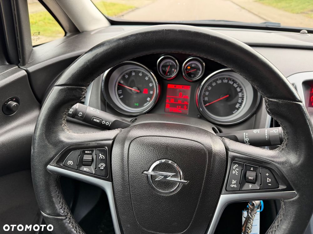 Opel Astra 1.4 Turbo Edition - 6