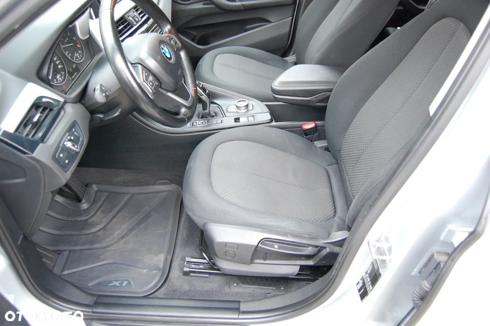 BMW X1 xDrive20d - 27