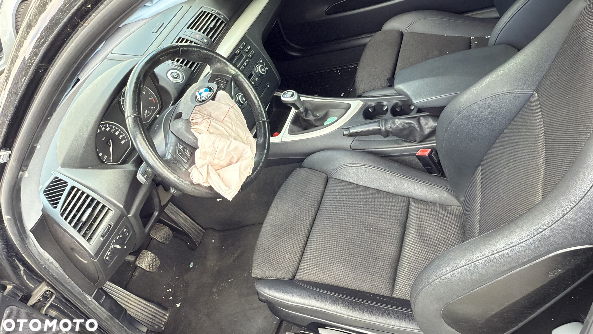 BMW Seria 1 130i - 13