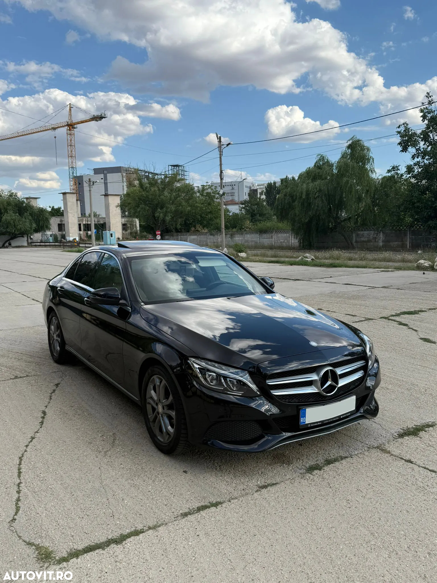 Mercedes-Benz C 220 (BlueTEC) d 7G-TRONIC Avantgarde - 4