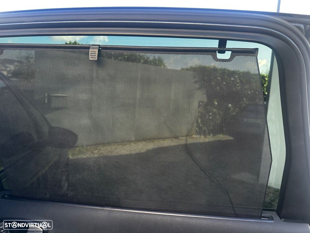 Ford S-Max 2.0 TDCi Titanium 7L - 44