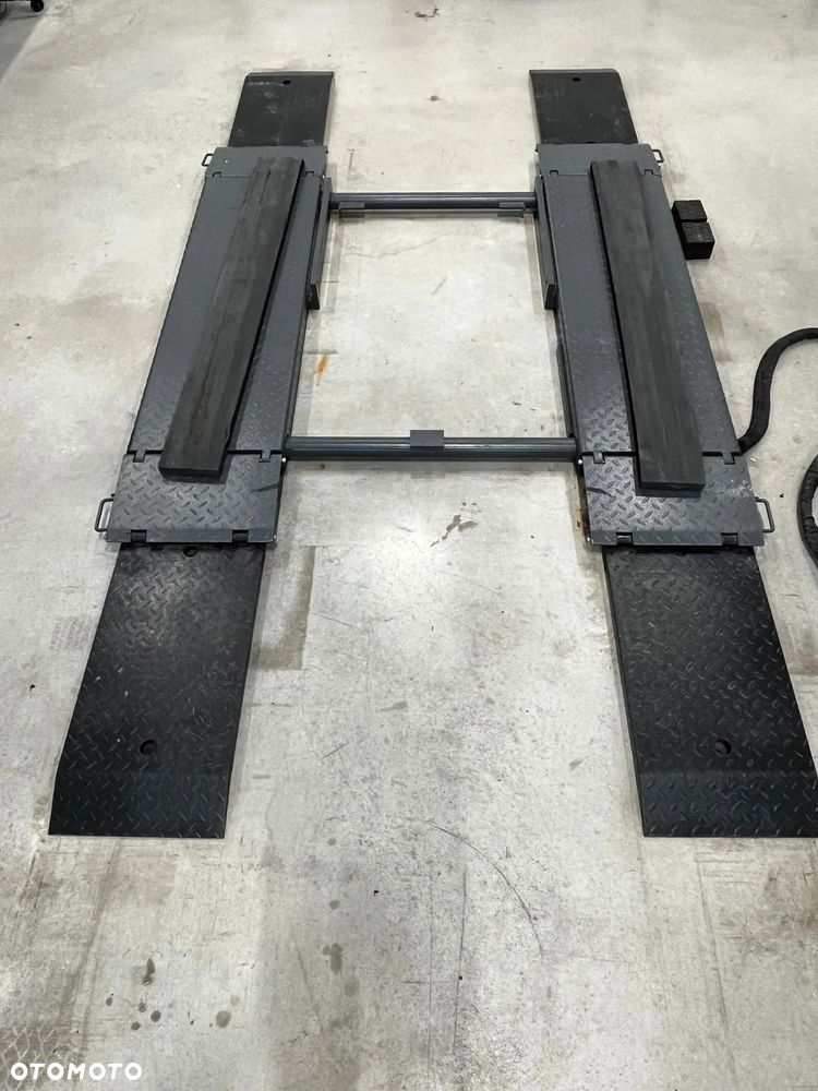 Podnośnik WARSZTATOWY, Profesionalny, do 3000KG, Stan Idealny - 2
