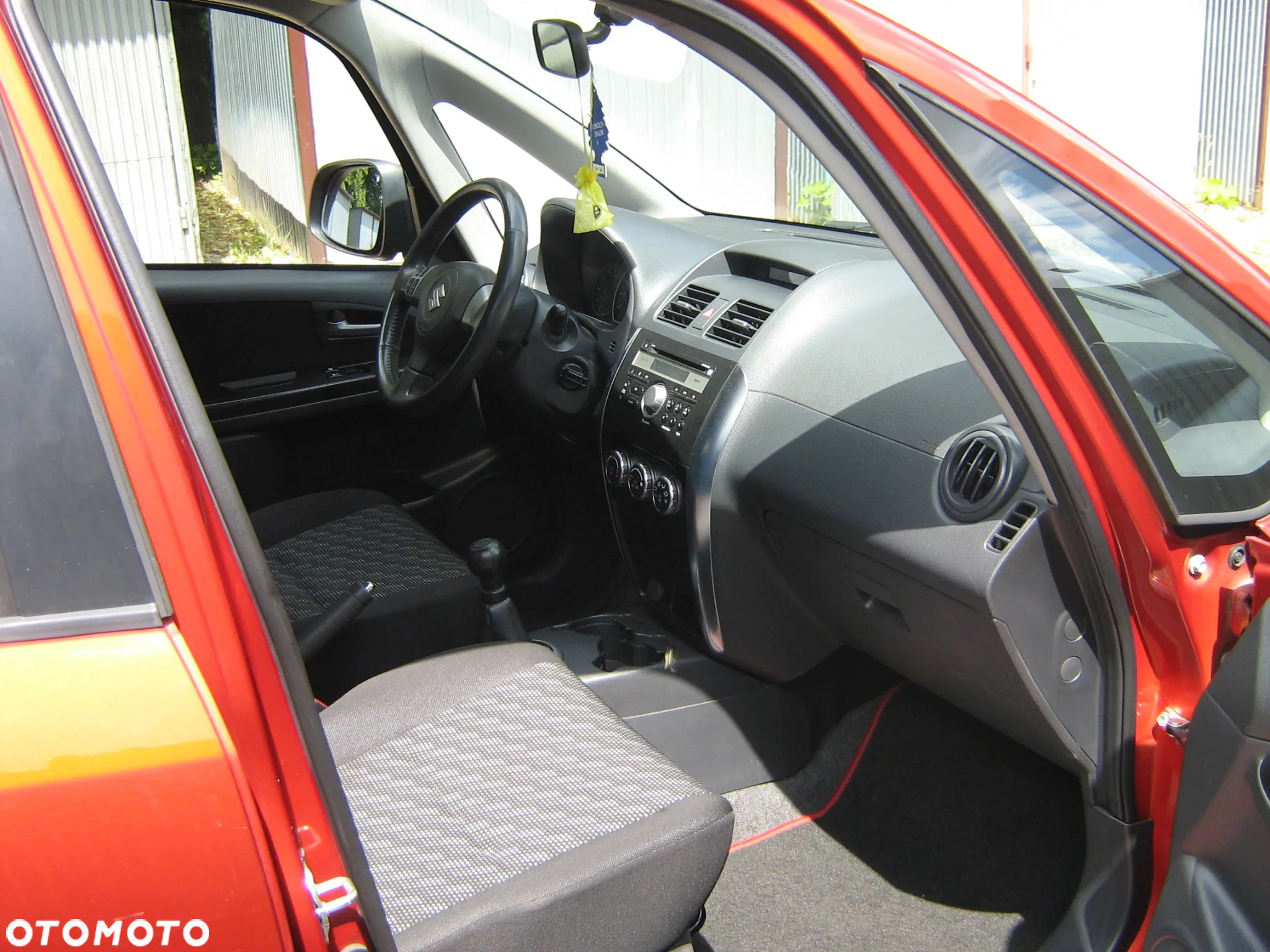 Suzuki SX4 1.6 GS / Premium - 13