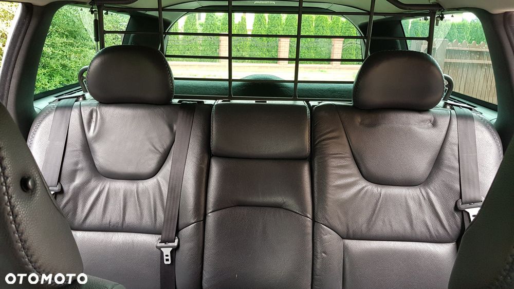 Volvo XC 70 D5 AWD Momentum - 26