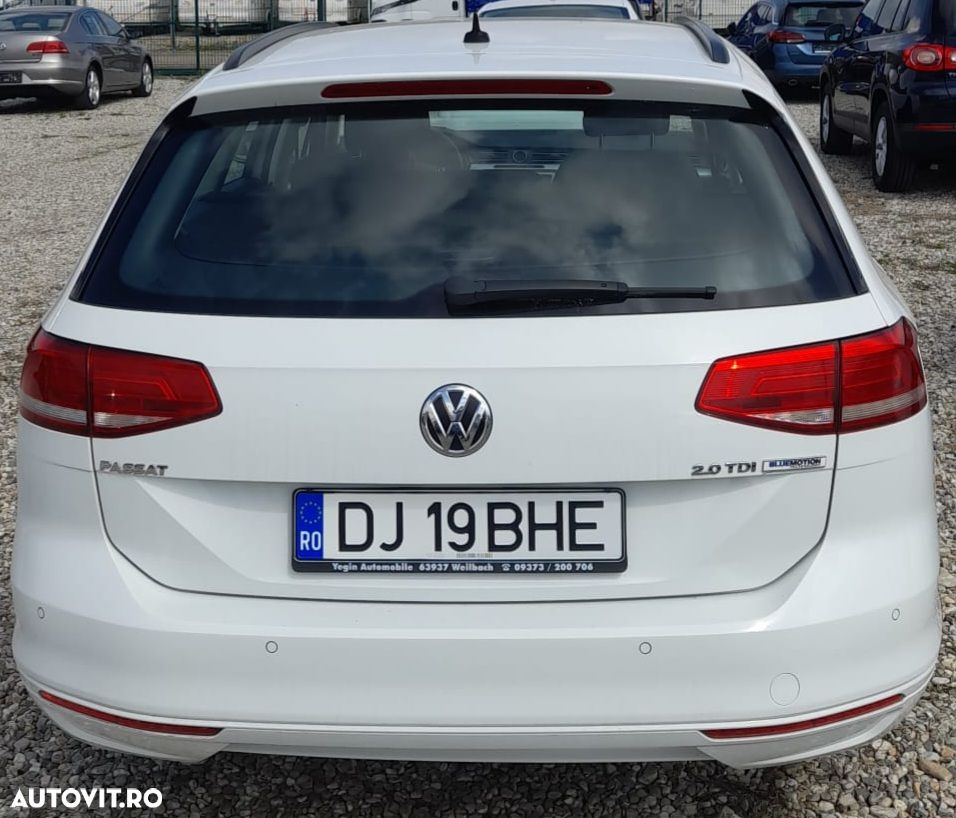 Volkswagen Passat 2.0 TDI (BlueMotion Technology) Comfortline - 12