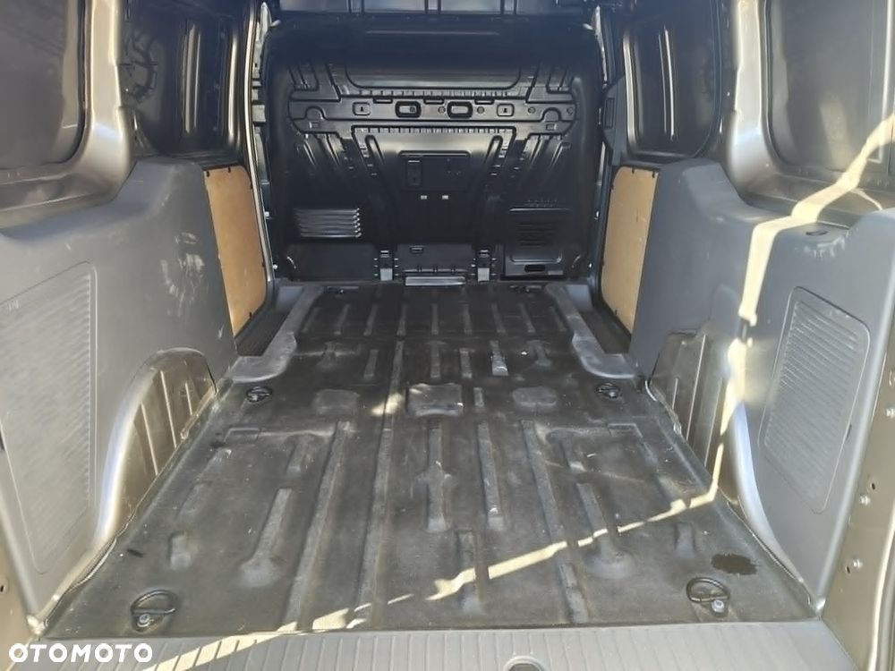 Ford TRANSIT CONNECT - 10