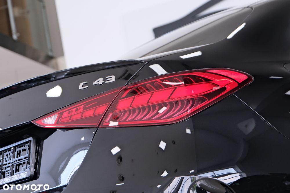 Mercedes-Benz Klasa C AMG 43 4Matic AMG Speedshift MCT9G AMG Sondermodell - 20