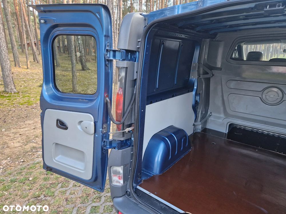Opel VIVARO - 15
