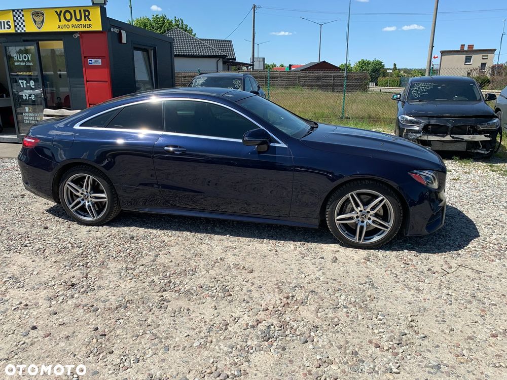 Mercedes-Benz Klasa E 400 4Matic Coupe 9G-TRONIC AMG Line - 8