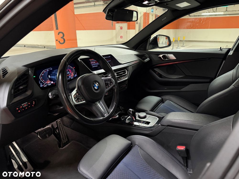 BMW Seria 2 216d M Sport - 10