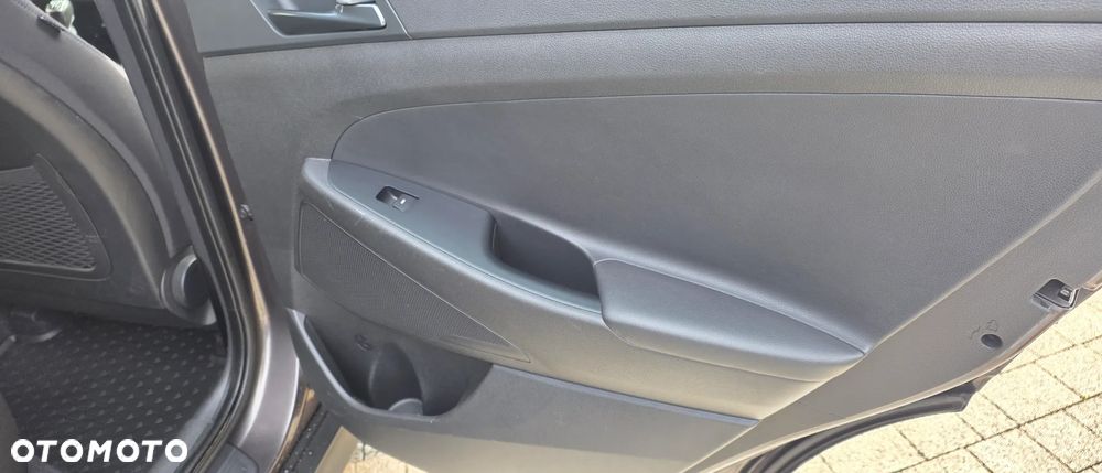 Hyundai Tucson blue 1.6 GDi 2WD Passion - 23