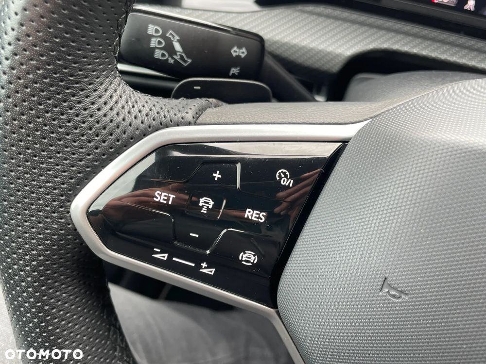 Volkswagen Golf 1.5 eTSI EVO Style DSG - 31