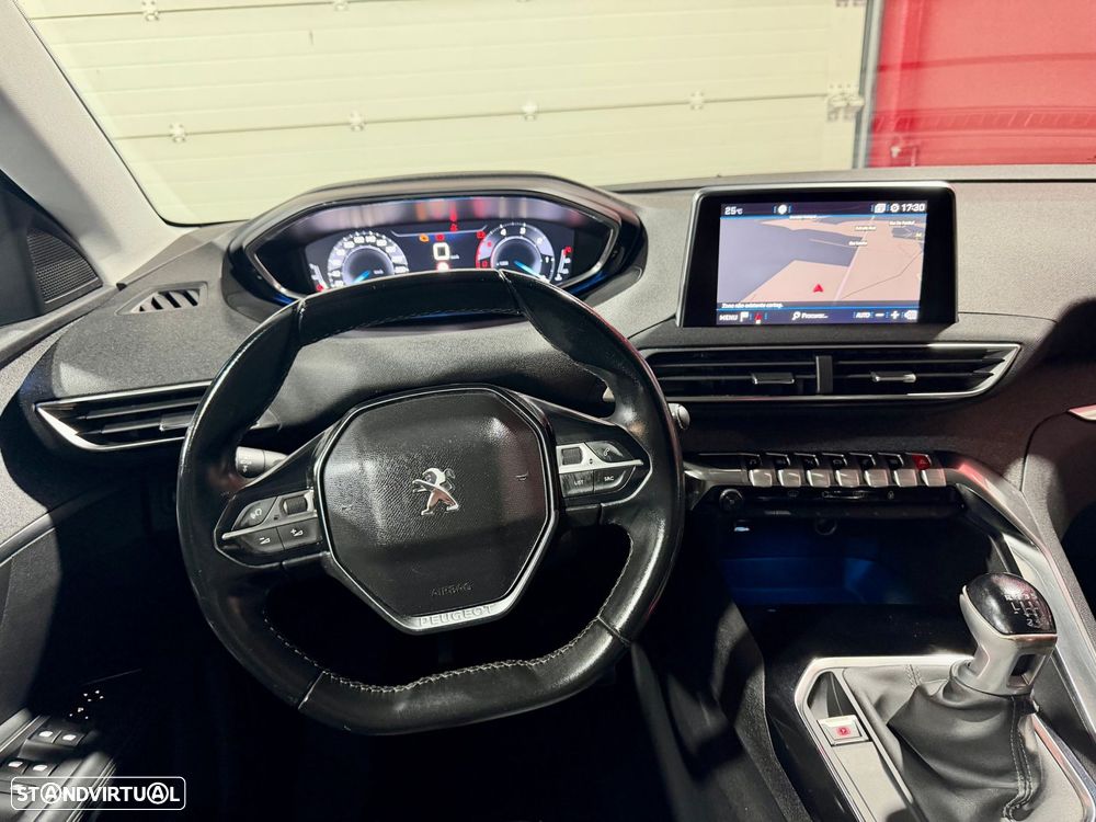 Peugeot 3008 - 32