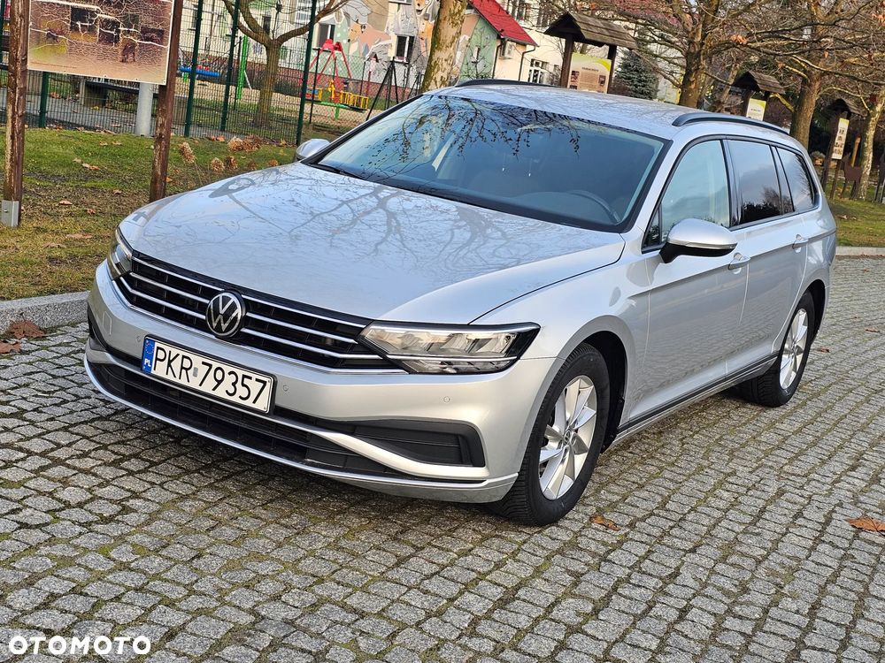 Volkswagen Passat 2.0 TDI SCR DSG - 5