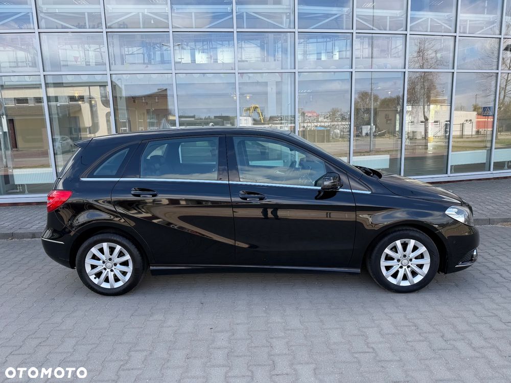 Mercedes-Benz Klasa B 180 d BlueEFFICIENCY Edition - 5
