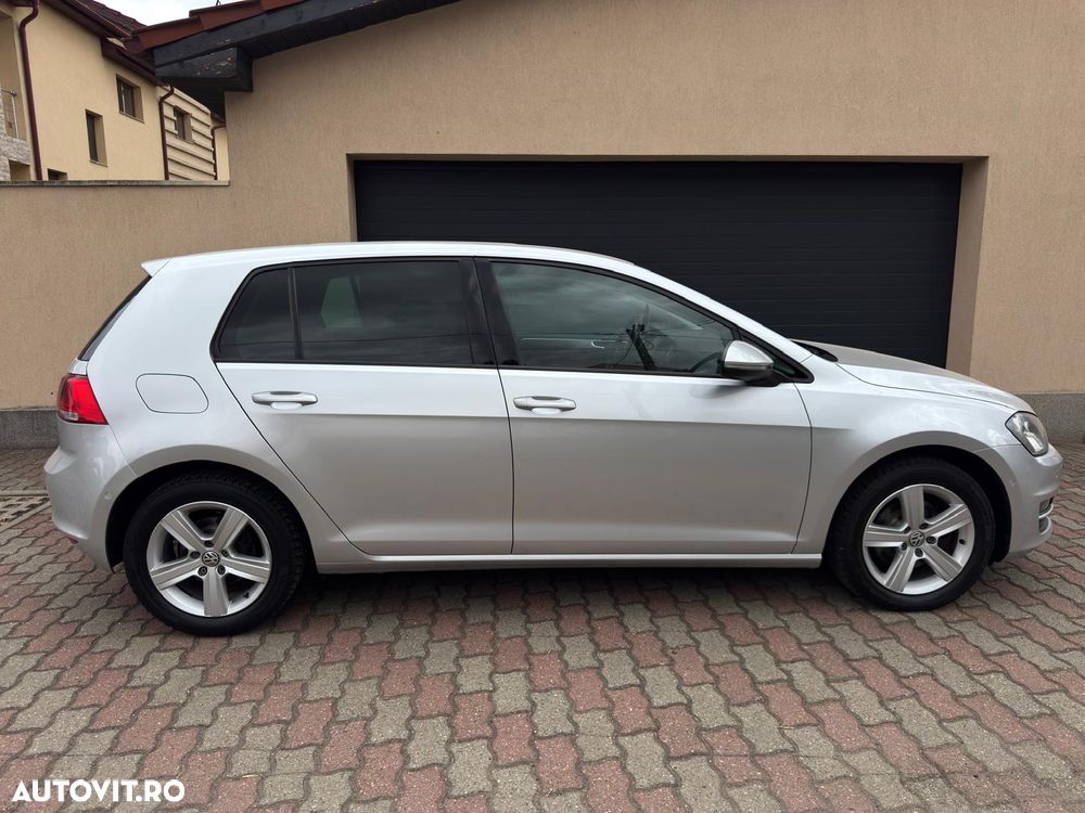 Volkswagen Golf 1.2 TSI BlueMotion Technology Comfortline - 4