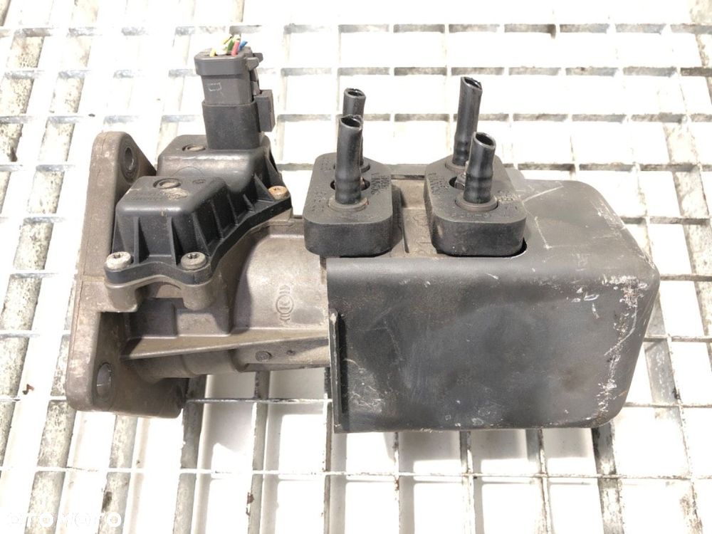 ZAWÓR GŁÓWNY HAMULCA - 756.00 PLN - SCANIA P,G,R,T - series 2003 - 2022 R 450 K091825 - 1