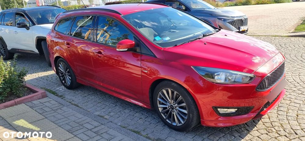 Ford Focus 1.5 EcoBoost ST-Line - 2
