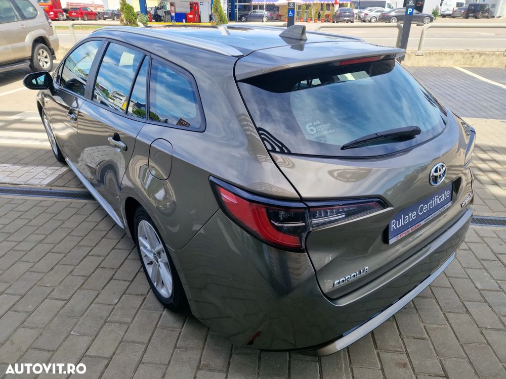 Toyota Corolla 1.8 HSD Business - 9