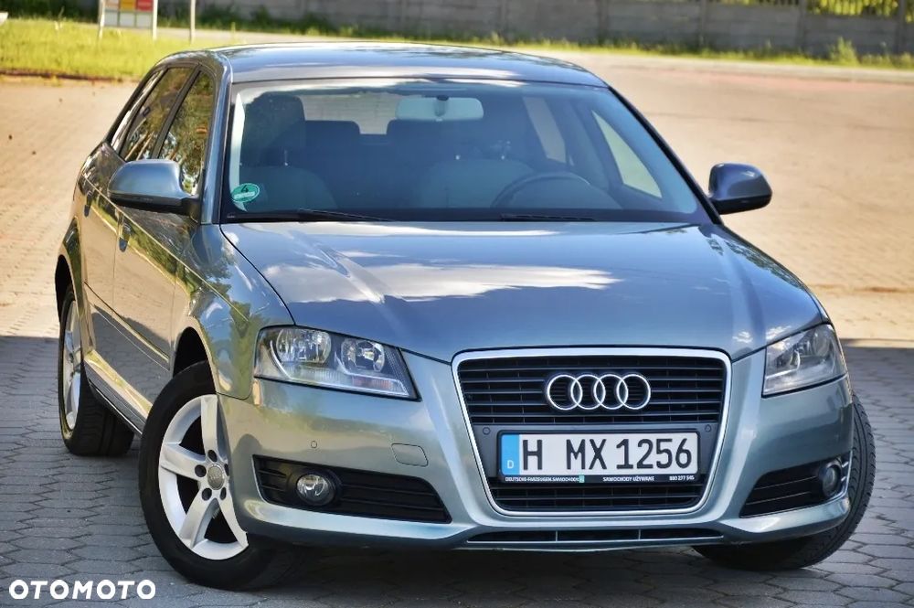 Audi A3 Sportback 1.6 Attraction - 2