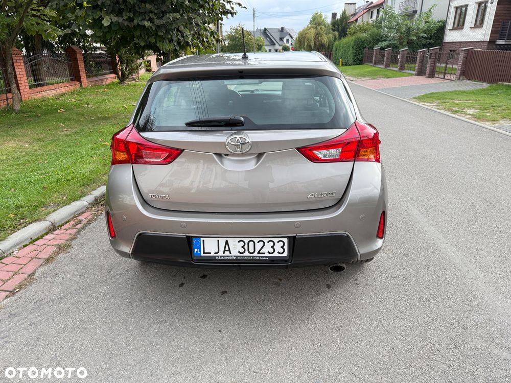 Toyota Auris 1.6 Comfort - 4