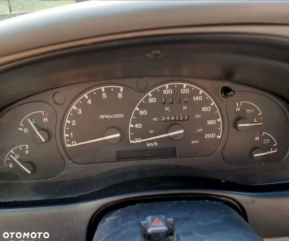 Ford Ranger - 13