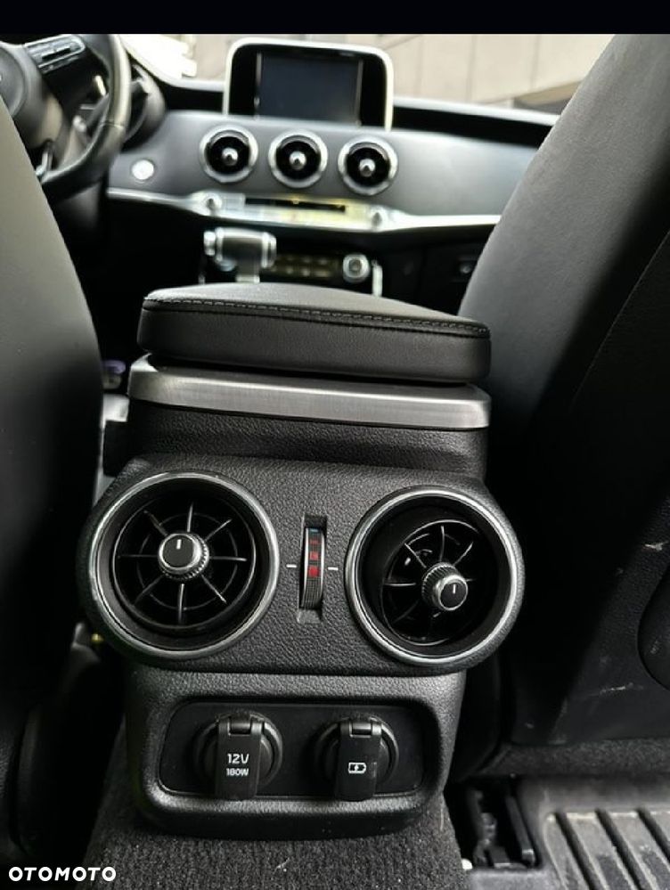 Kia Stinger 3.3 T-GDI V6 GT AWD - 22