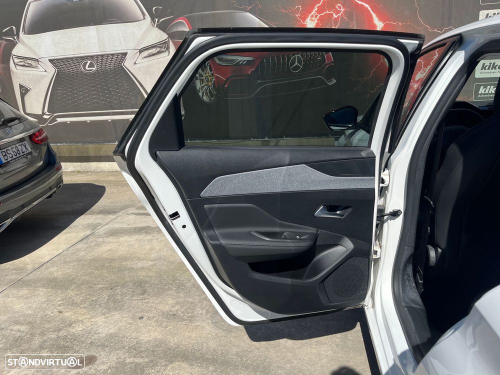 Peugeot 308 SW PureTech 130 EAT8 Allure - 36