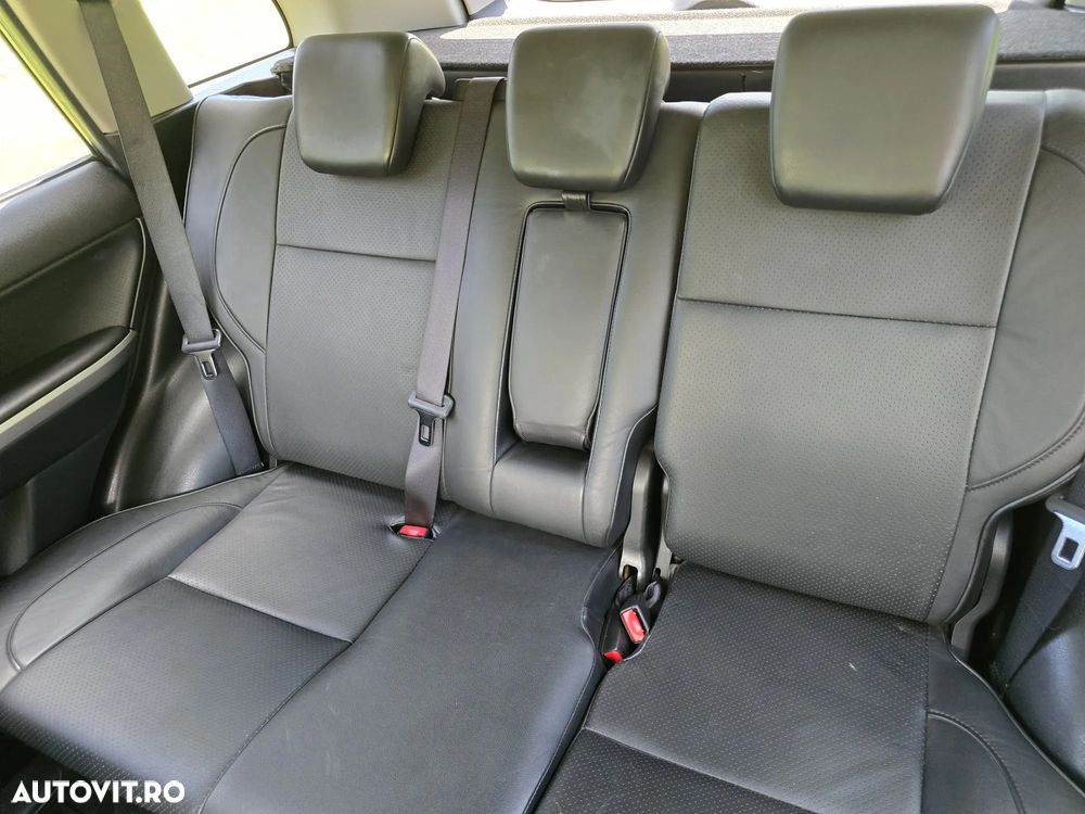 Suzuki Grand Vitara 1.9 DDIS JLX Navi - 12