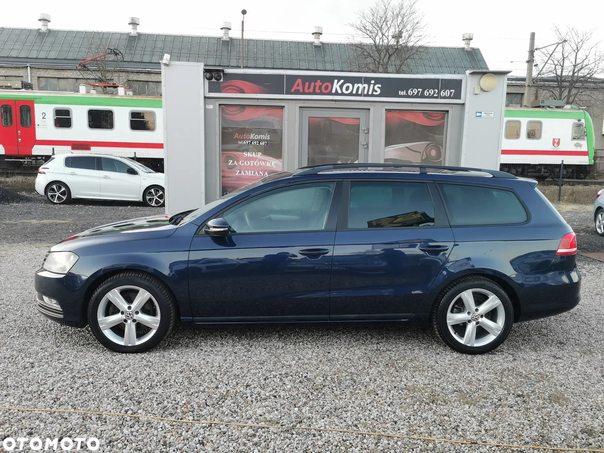 Volkswagen Passat - 2