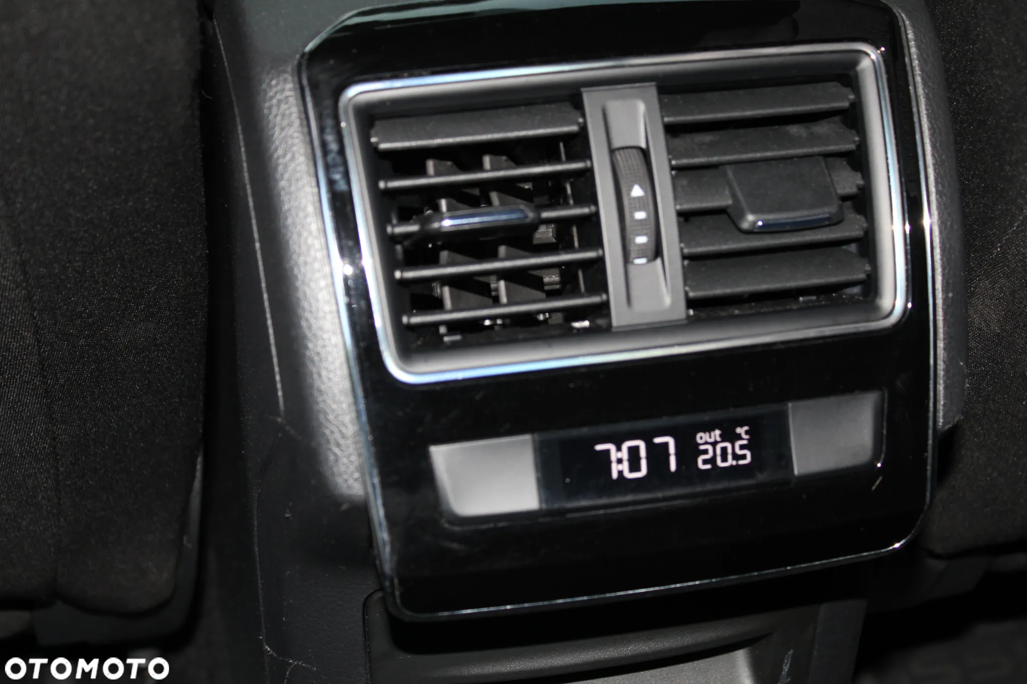 Skoda Superb 2.0 TDI Style - 26