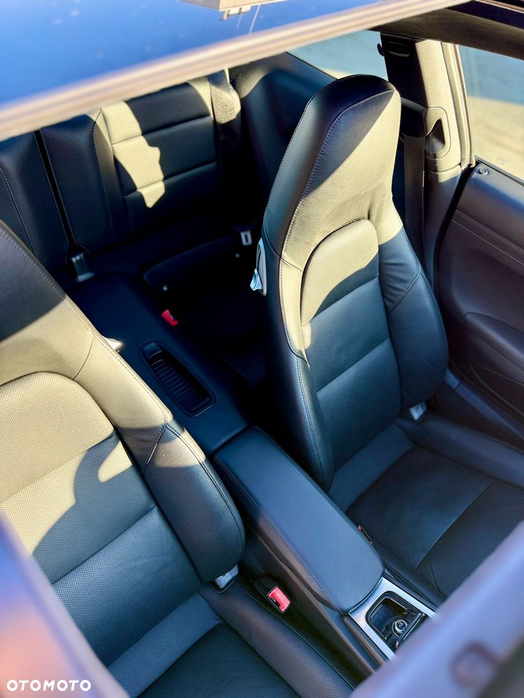 Porsche 911 Carrera 4S - 18