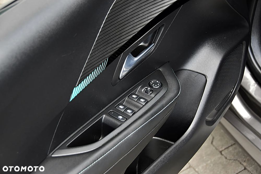 Peugeot 208 1.2 PureTech Allure S&S EAT8 - 35