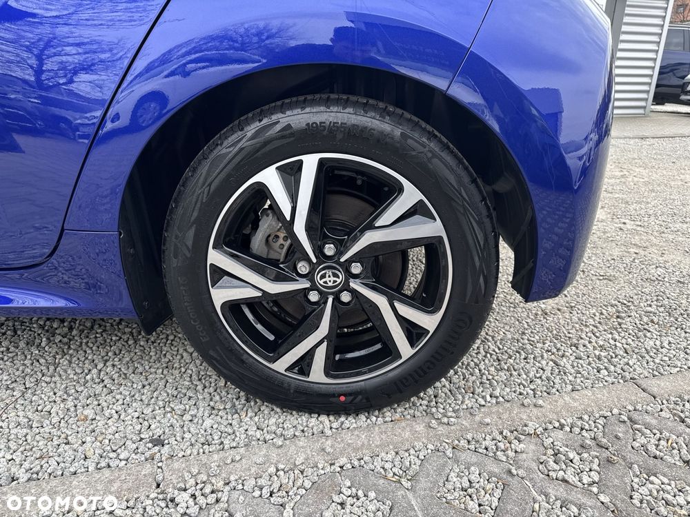 Toyota Yaris Hybrid 1.5 Style - 19