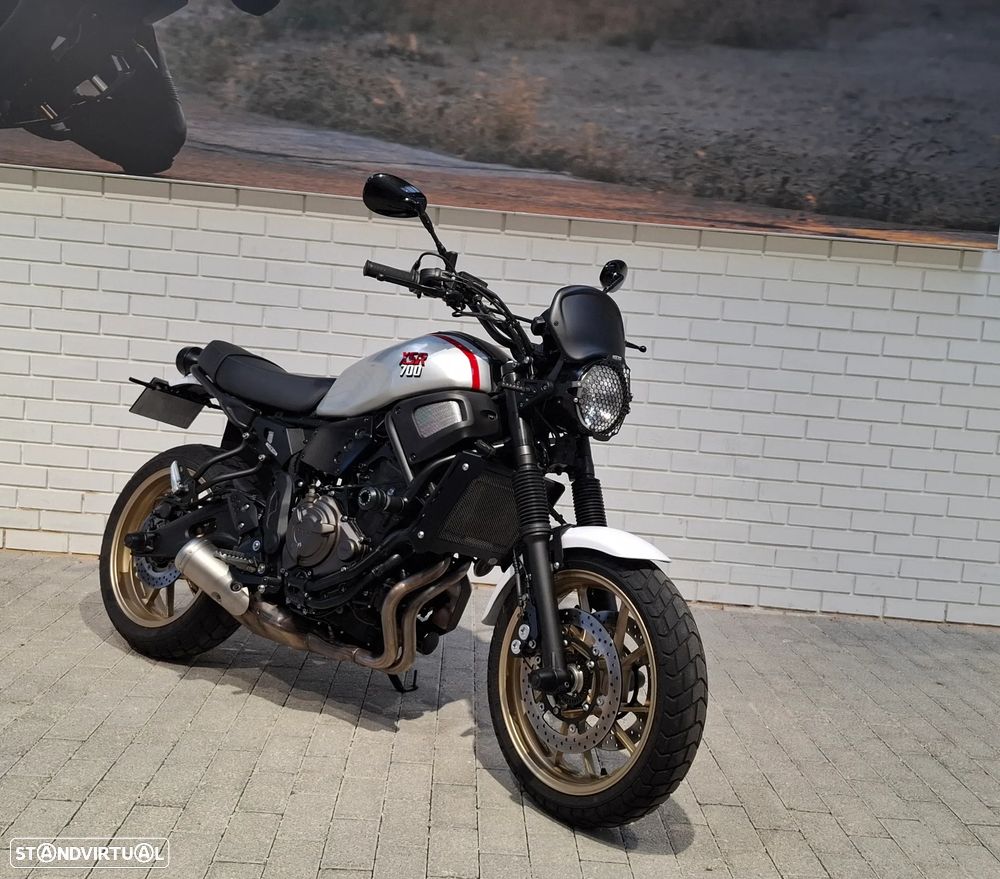 Yamaha XSR 700 - 2