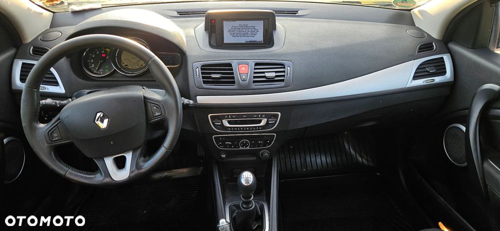 Renault Megane TCe 180 Dynamique - 12