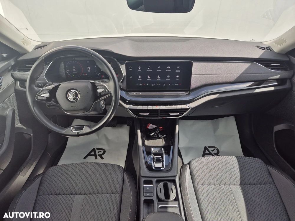 Skoda Octavia 2.0 TDI DSG Style - 13