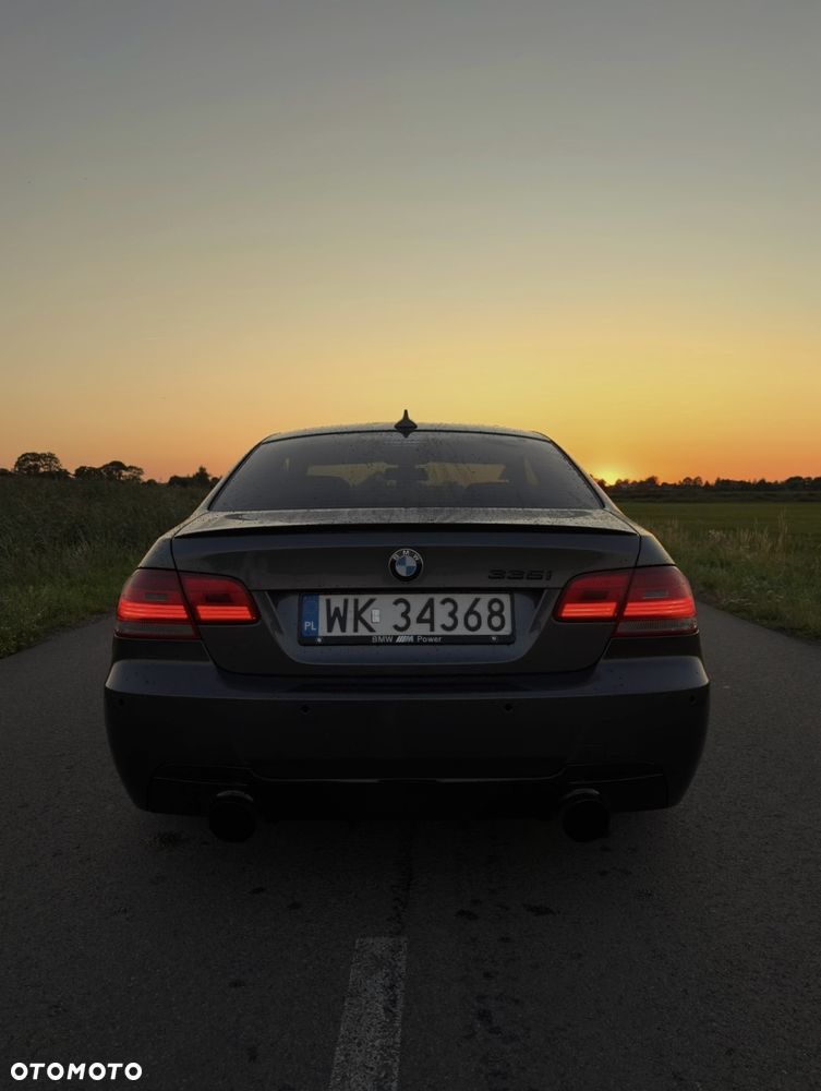 BMW Seria 3 335i - 8
