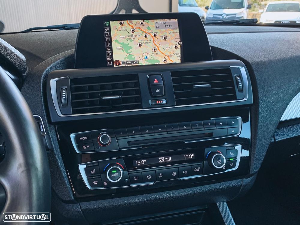 BMW 220 d Coupe Pack M - 11