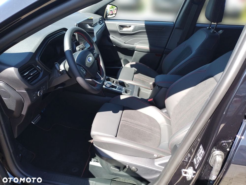 Ford Kuga 2.5P PHEV FWD ST-Line X eCVT - 9