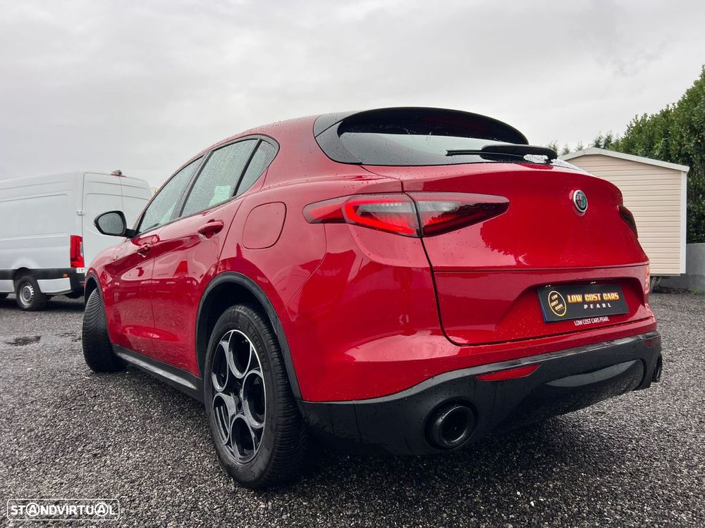 Alfa Romeo Stelvio 2.2 D Super AT8 - 26