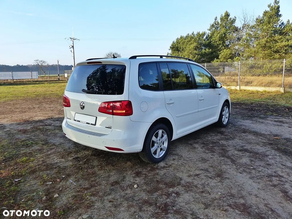 Volkswagen Touran 1.2 TSI BlueMotion Technology Comfortline - 8