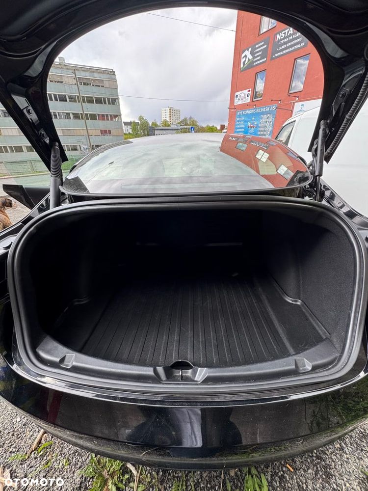 Tesla Model 3 Premium Langstreckenbatterie AWD Dual Motor - 7