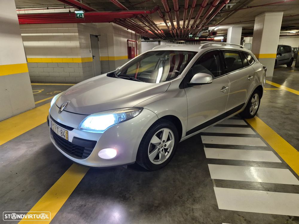 Renault Mégane Sport Tourer 1.5 dCi Dynamique - 4