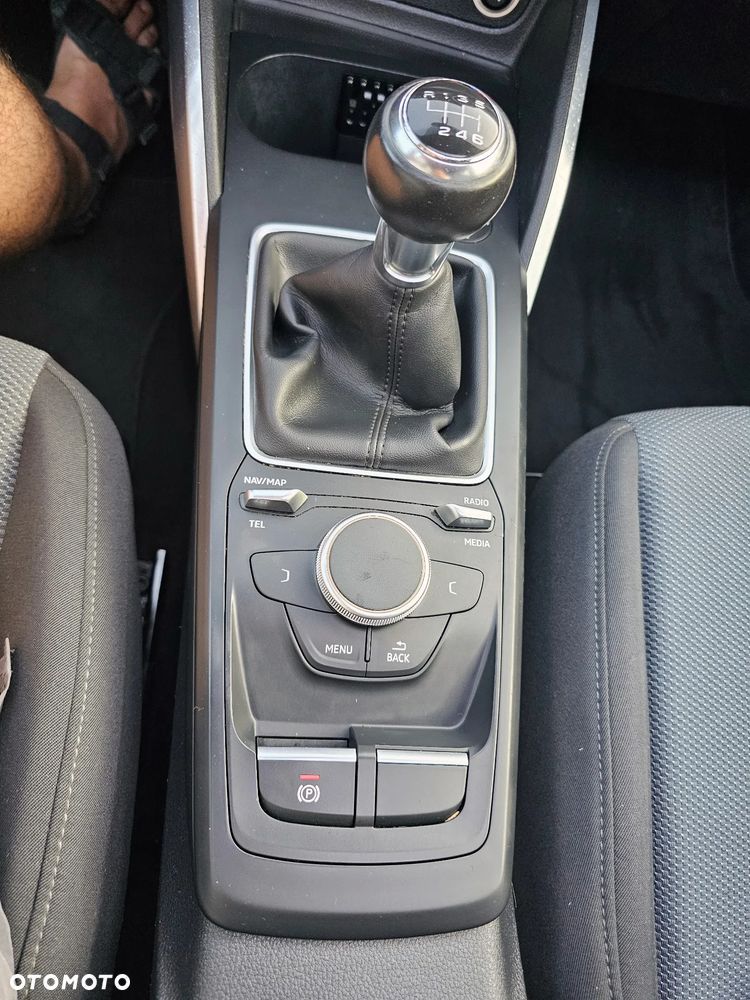 Audi Q2 - 21