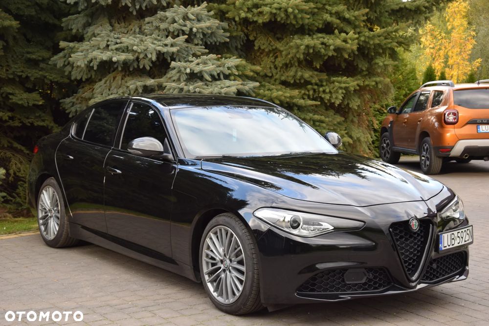 Alfa Romeo Giulia 2.0 Turbo 16V AT8 Veloce - 3
