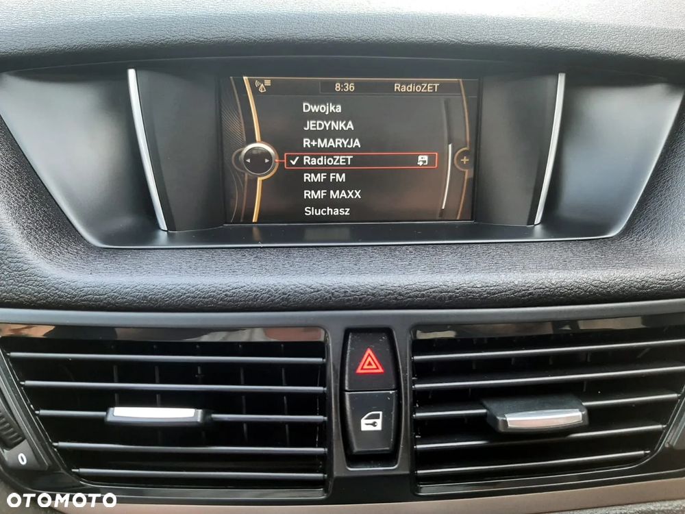 BMW X1 sDrive18d xLine - 26